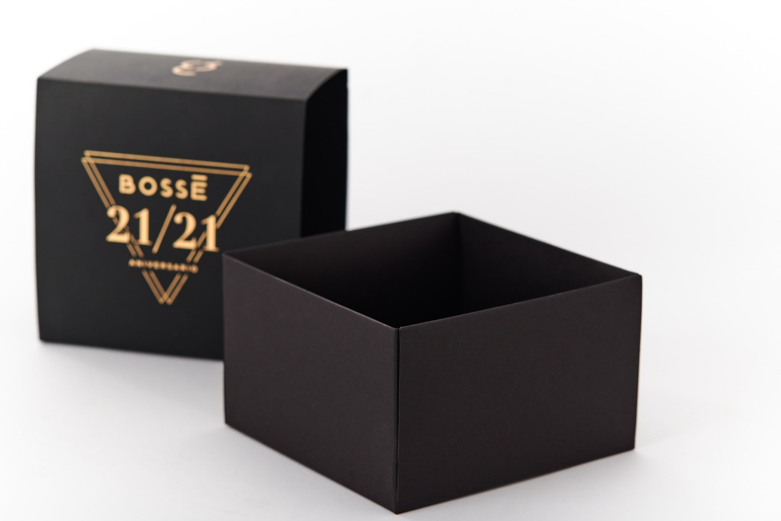 Caja Blanda deslizable con tinta dorada